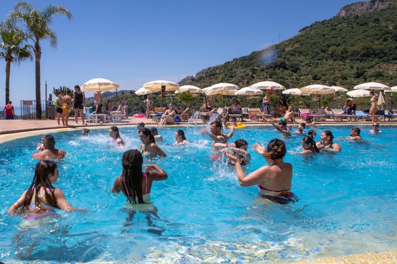Hotel Olimpo Le Terrazze Letojanni Luaran gambar