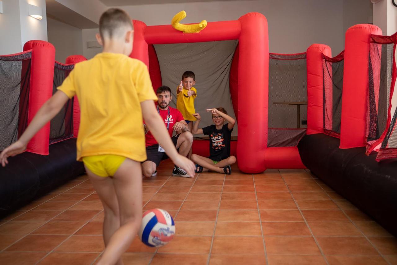 Hotel Olimpo Le Terrazze Letojanni Luaran gambar