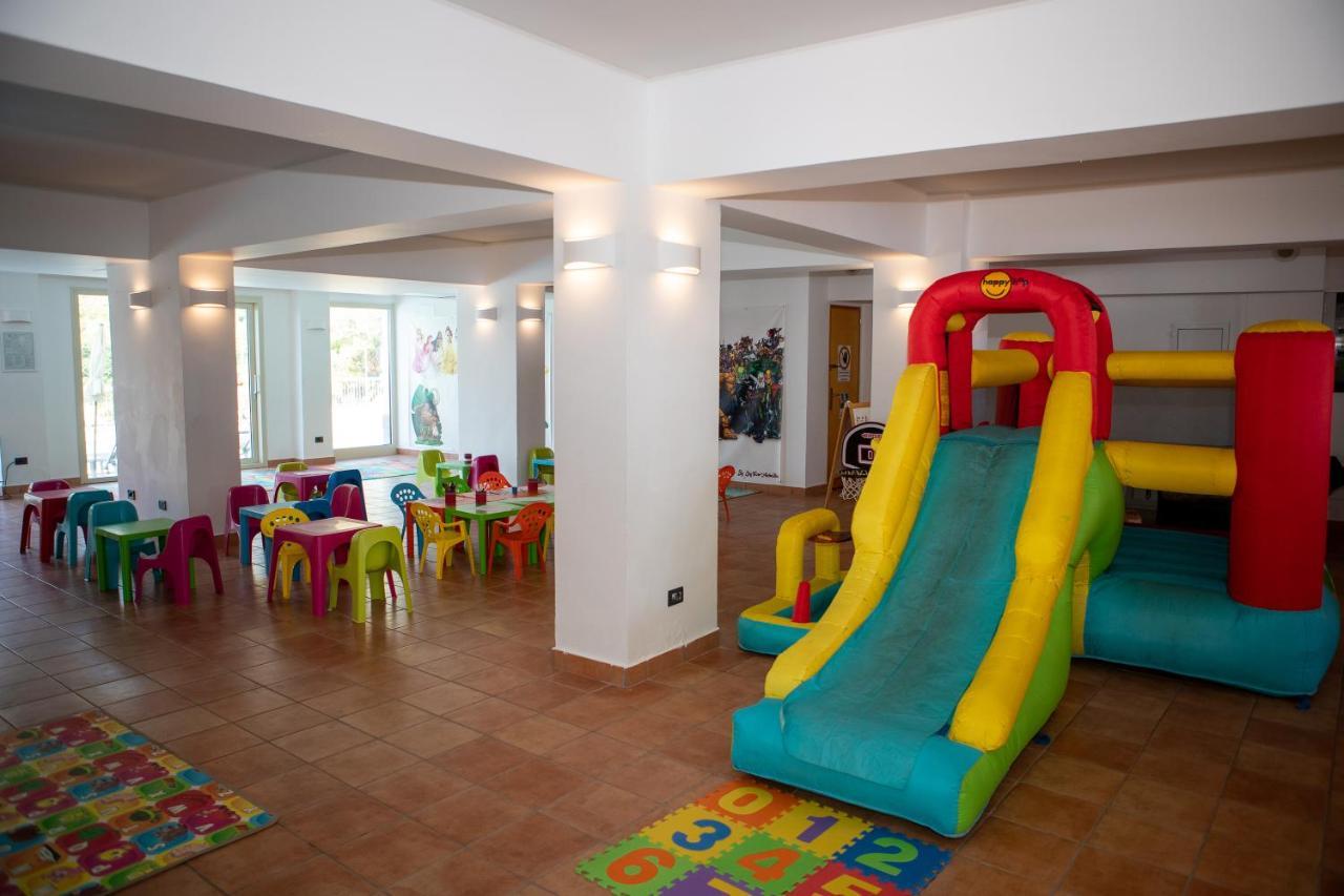 Hotel Olimpo Le Terrazze Letojanni Luaran gambar