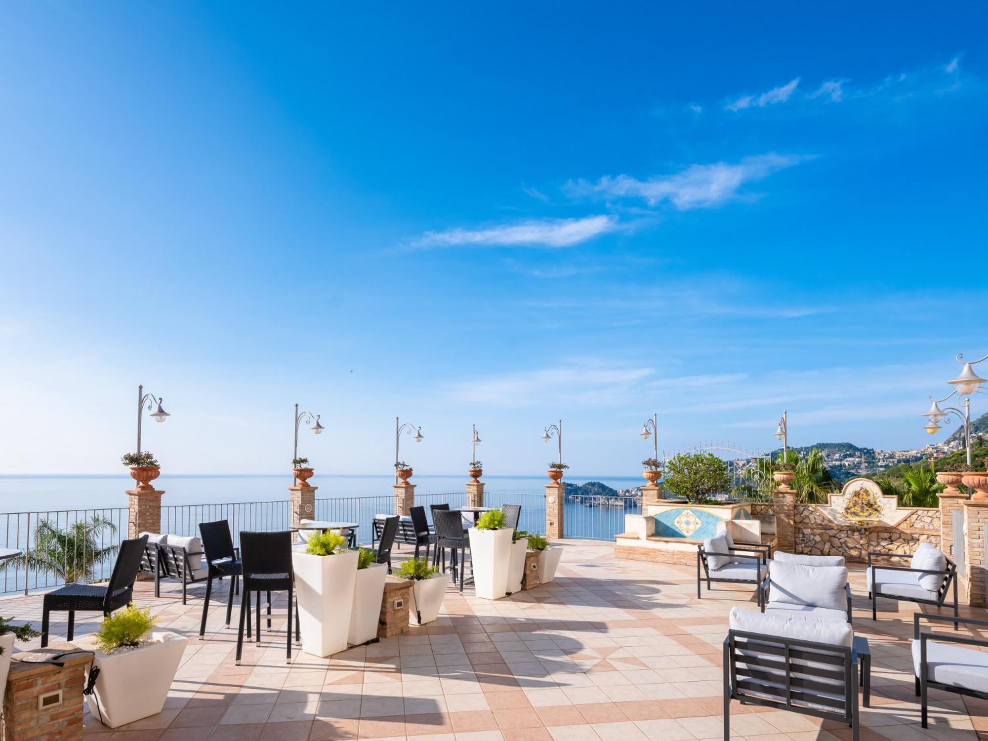 Hotel Olimpo Le Terrazze Letojanni Luaran gambar